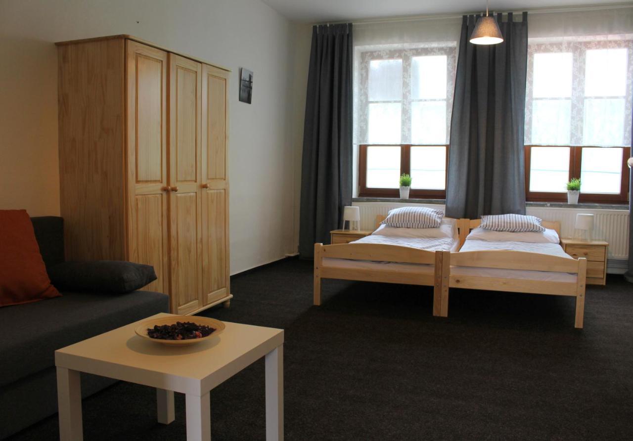 Hostinec A Penzion Stare Nadrazi Ostrava Exterior foto